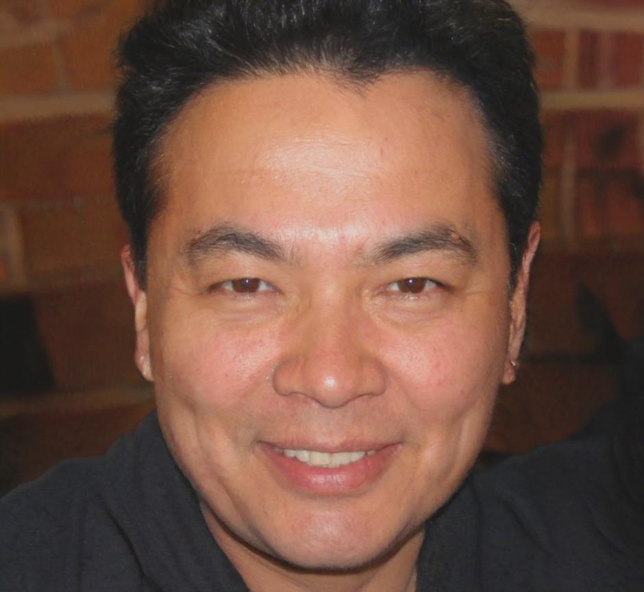 Portrait von Finanzexperte Klaus Brenner